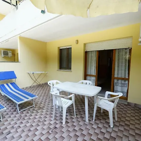 Residenza Emilia Apartment Llido Degli Estensi Exterior photo